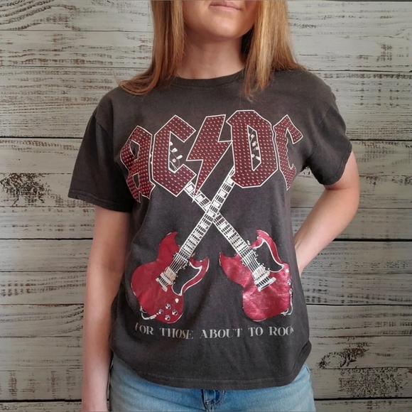 AC/DC | Tops | Vintage Acdc Tshirt | Poshmark